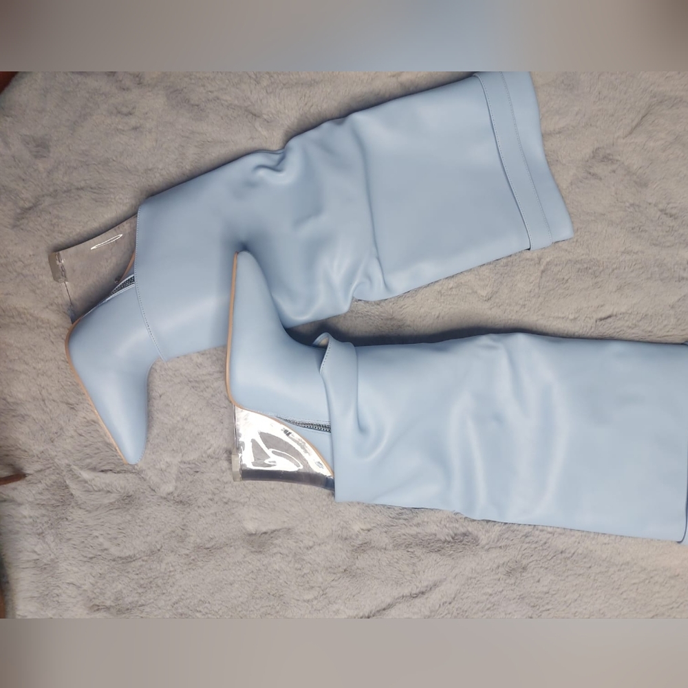 Shane Justin Foldover Wedge Boots with Clear Heel Size 7 or 37 - Picture 3 of 5